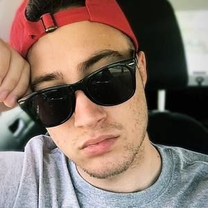 Meet your Posher, Caleb